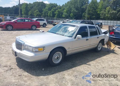 1995 Lincoln Town Car Executive из США, поврежденный, VIN 1LNLM81W5SY686104